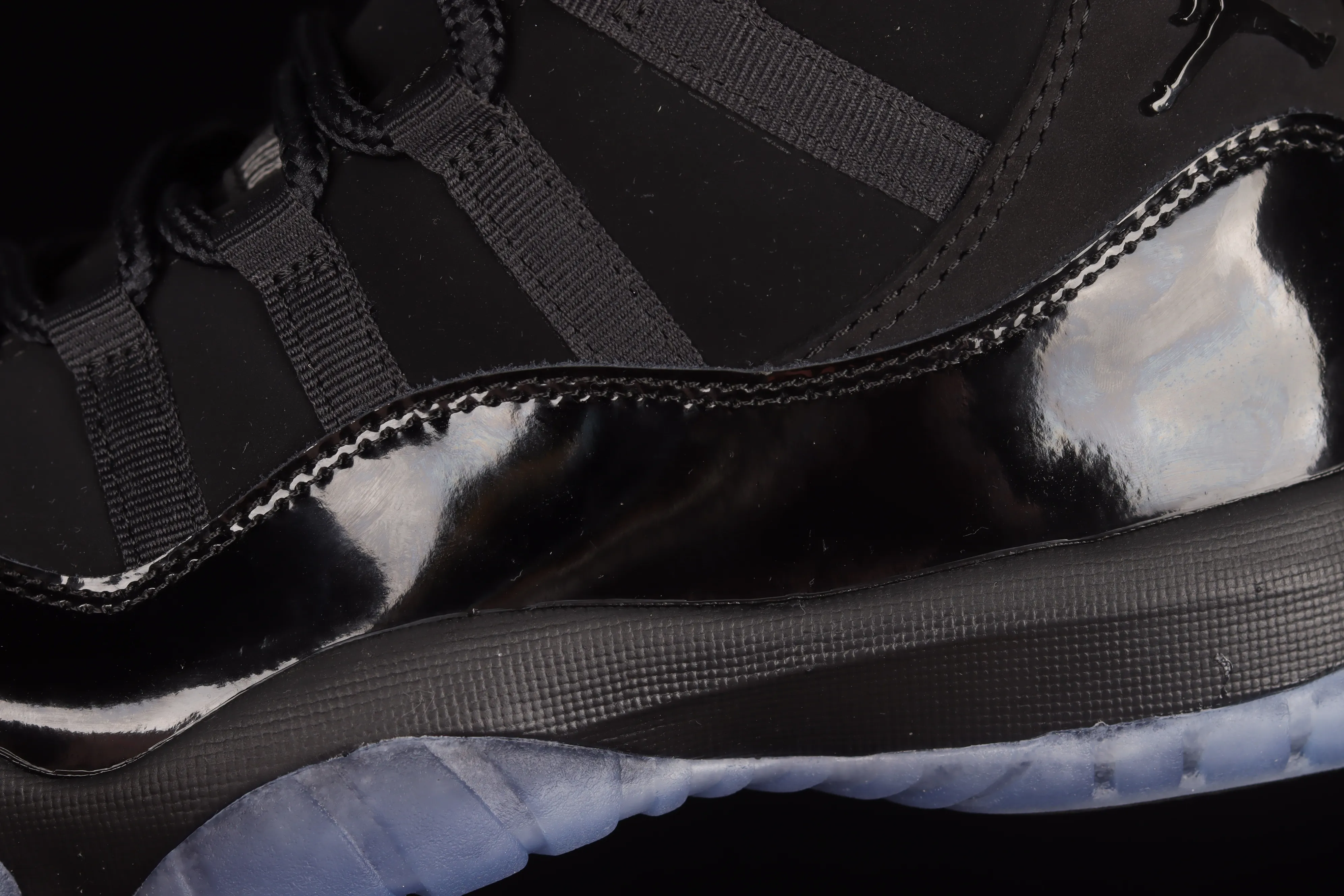 All categories Air Jordan Jordan series basketball shoes Air Jordan 11 #ZG version Air Jordan 11 "Cap and Gown" AJ11 Joe 11 Black Gamma Black Warrior Suede genuine carbon 378037-005